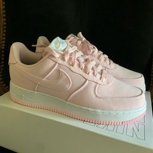 SOLD!🎉NIKE Air Force 1 Pink Canvas